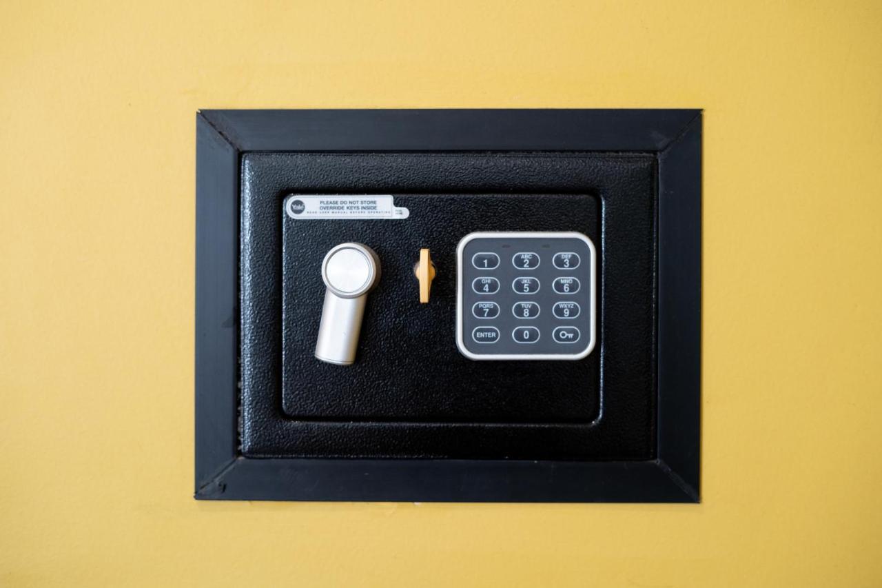 Capsule Premium Balneo & Home Cinema Valenciennes Exterior photo
